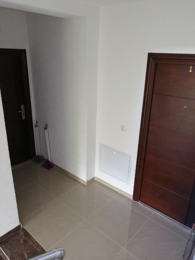 Villa Zora, Apartments Krstanoski โอครีด ภายนอก รูปภาพ